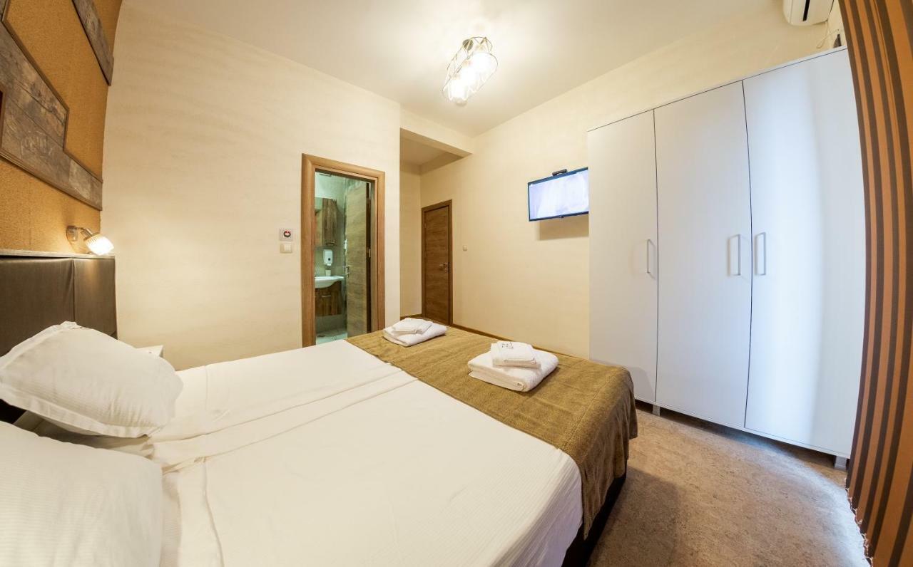 Sofia Industrial Life Apartment Bagian luar foto