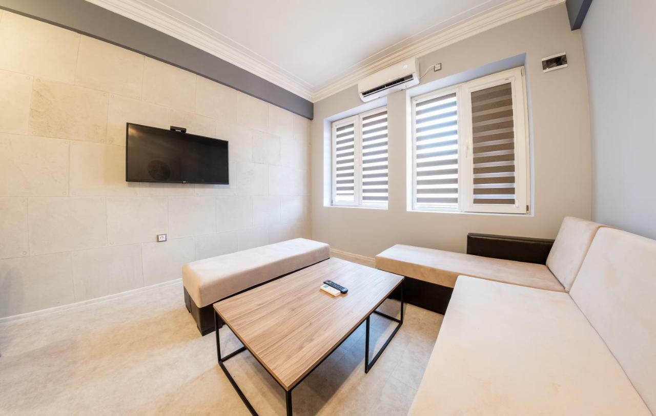 Sofia Industrial Life Apartment Bagian luar foto