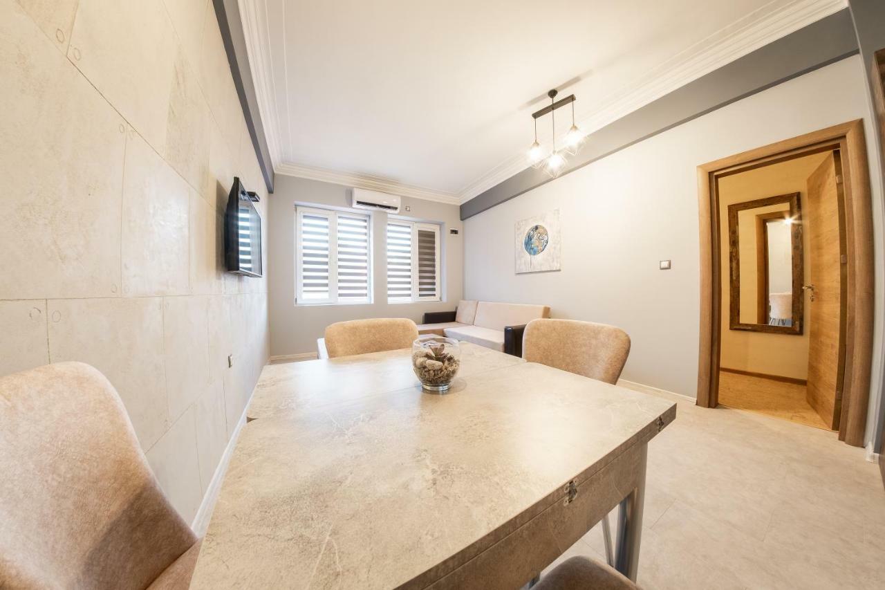Sofia Industrial Life Apartment Bagian luar foto